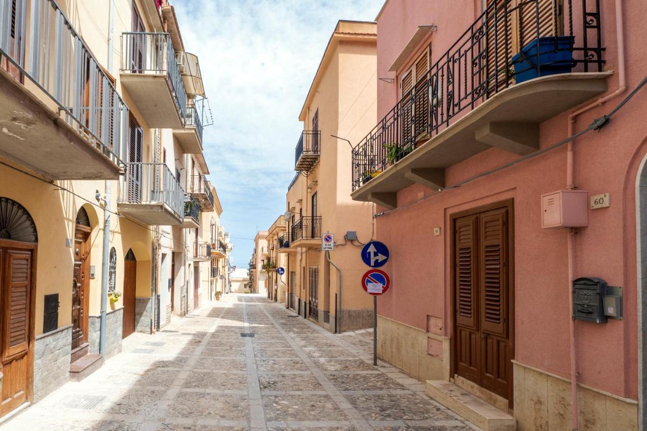 Domus Federiciana Hotel Castellammare del Golfo Exterior foto